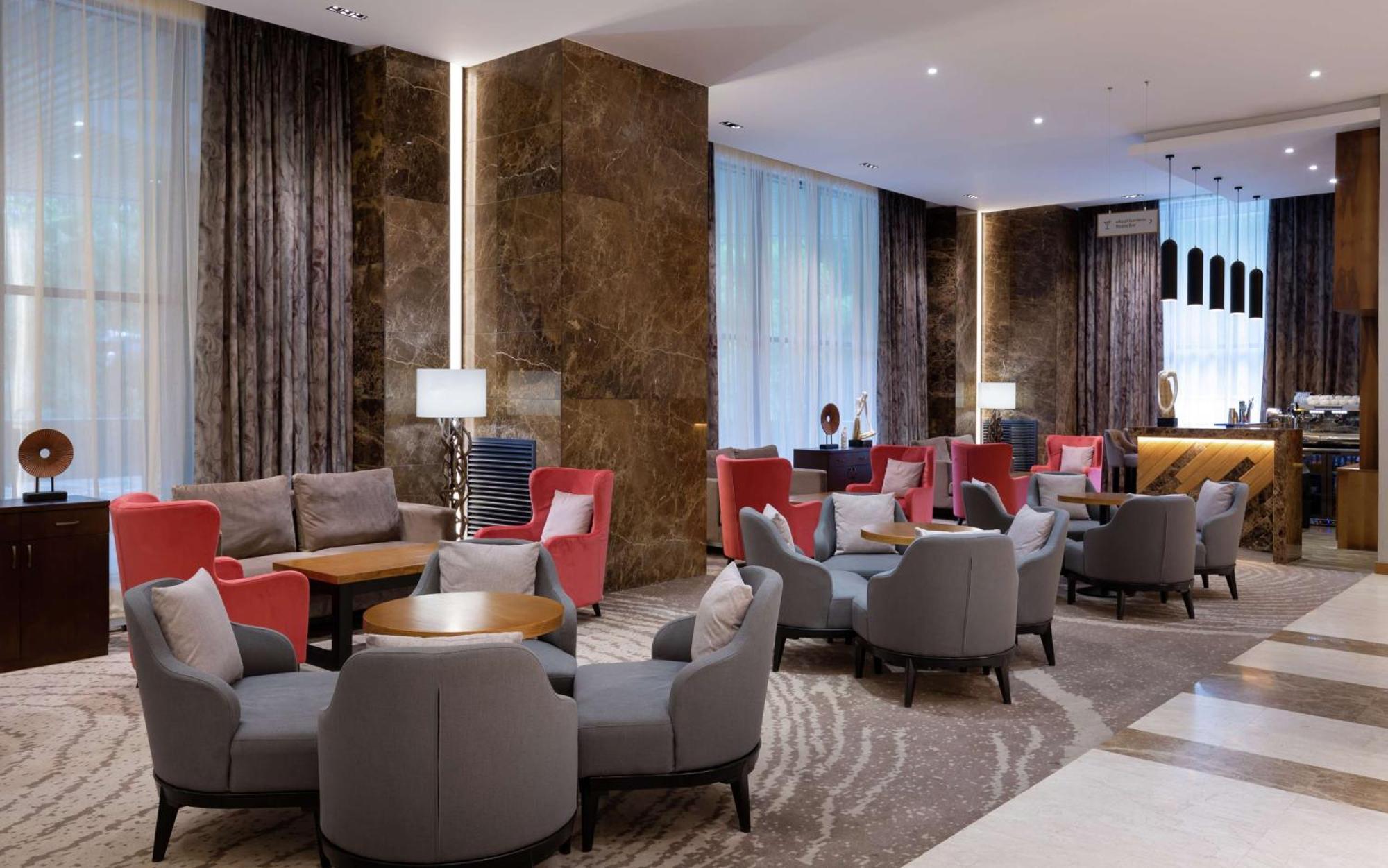 Doubletree By Hilton Almaty Hotel Exterior foto